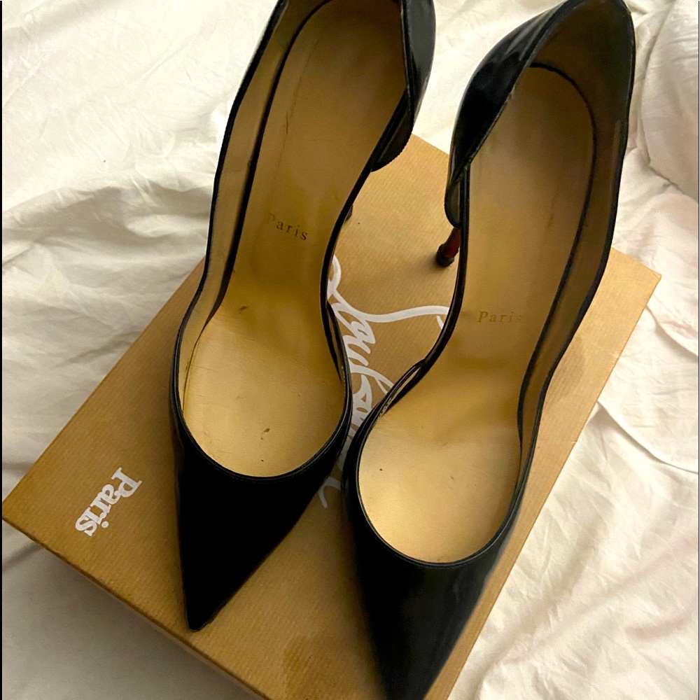 Black Red bottoms